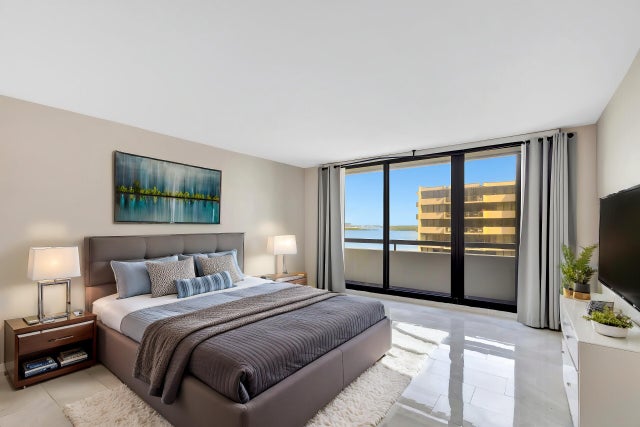 5 of 70 - 4100 N Ocean Dr #1503, Singer Island, FL