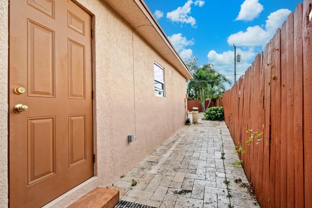 3 of 28 - 310 Ocean Pkwy Parkway, Boynton Beach, FL