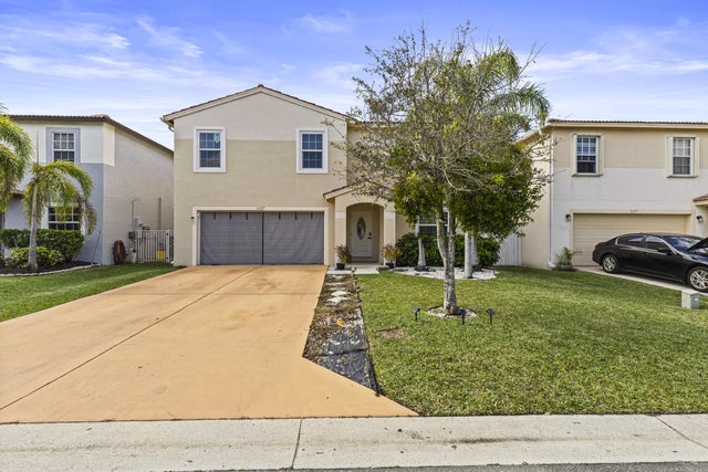 2 of 43 - 6627 Rainwood Cove Lane, Lake Worth, FL