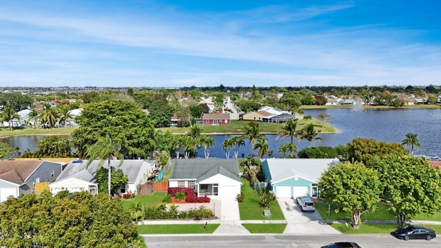 1 of 41 - 7903 Burlwood Lane, Lake Worth, FL