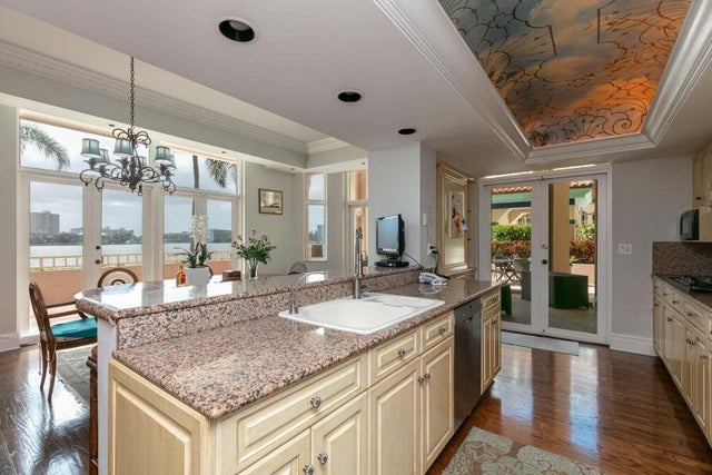 4 of 18 - 300 Se 5th Avenue #1030, Boca Raton, FL