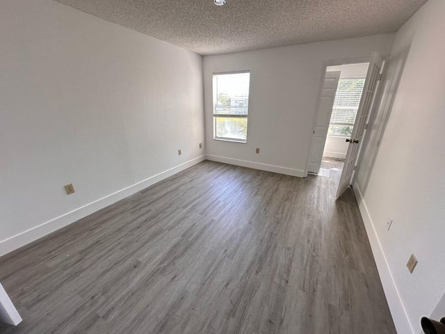 4 of 14 - 1401 Village Blvd #136, West Palm Beach, FL