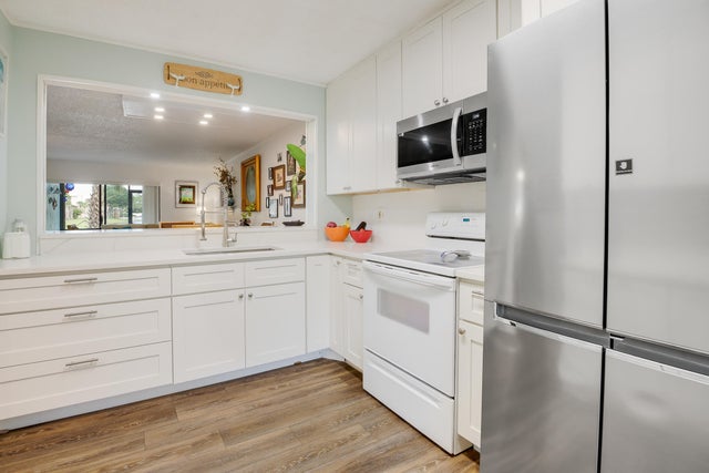 4 of 30 - 4745 Lucerne Lakes Boulevard #101, Lake Worth, FL
