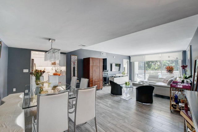 3 of 33 - 2780 S Ocean Blvd #0210, Palm Beach, FL
