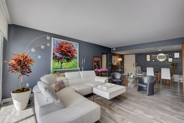 4 of 33 - 2780 S Ocean Blvd #0210, Palm Beach, FL