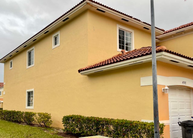 2 of 20 - 4987 Se Mariner Garden Circle, Stuart, FL