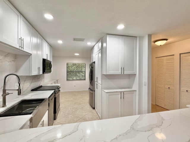 4 of 34 - 22 Westgate Lane #h, Boynton Beach, FL