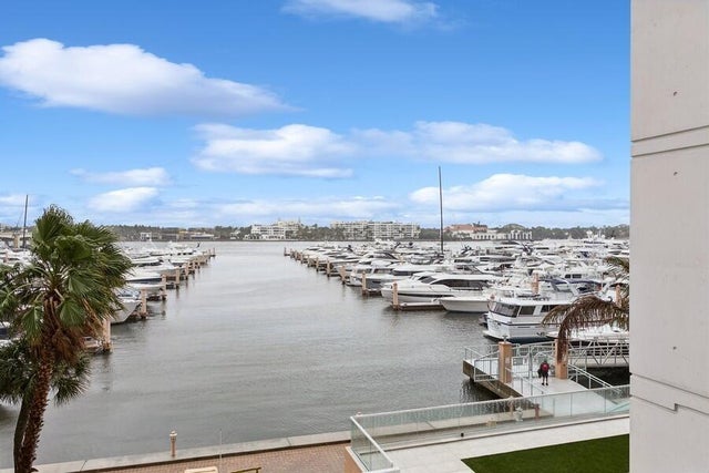 5 of 14 - 400 N Flagler Drive #501, West Palm Beach, FL