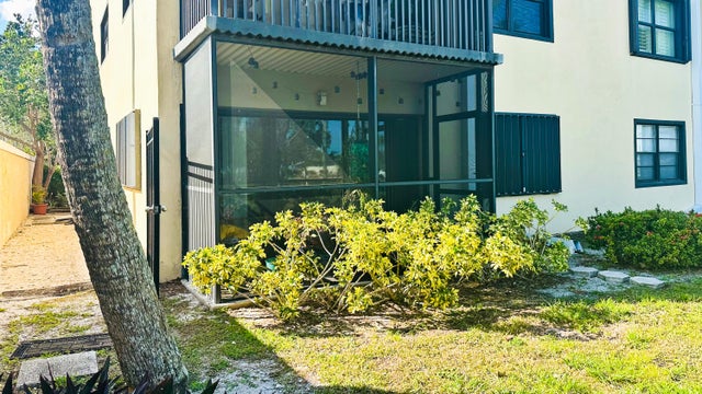 3 of 30 - 701 N Indian River Drive #107, Fort Pierce, FL