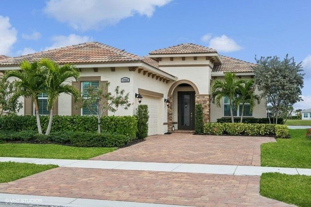 1 of 77 - 9350 Sw Pepoli Way, Port Saint Lucie, FL