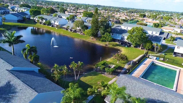 2 of 33 - 6604 Dockside Circle #6604, Greenacres, FL