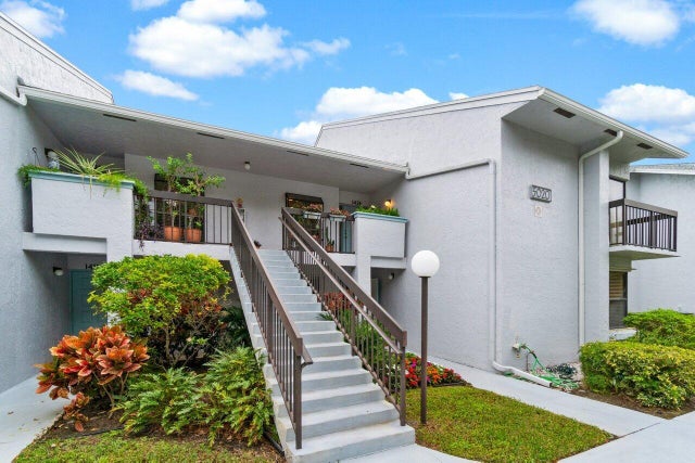 2 of 50 - 5020 Golfview Court #1426, Delray Beach, FL