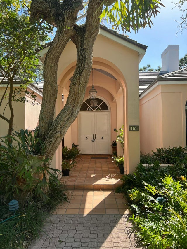 2 of 27 - 17 Bay Harbor Rd, Tequesta, FL