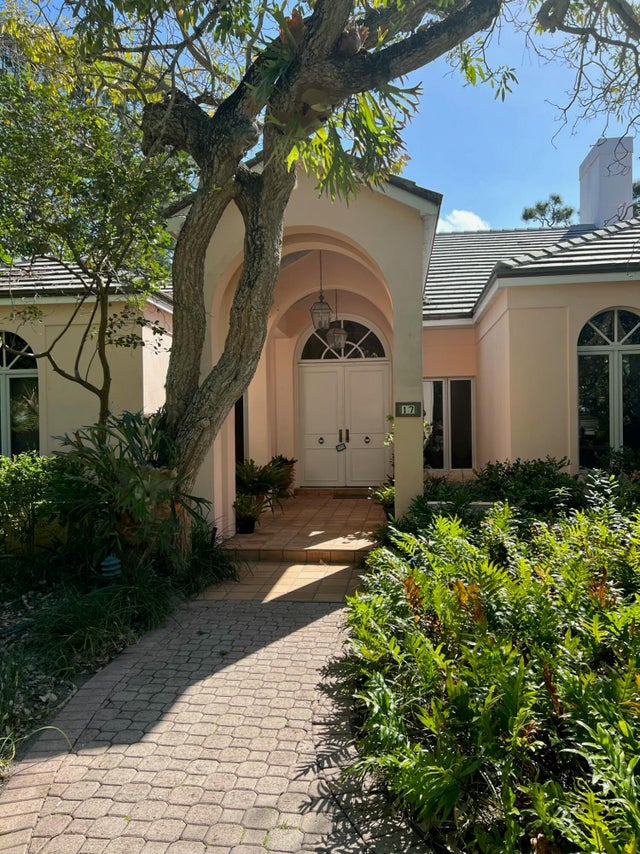 3 of 27 - 17 Bay Harbor Rd, Tequesta, FL