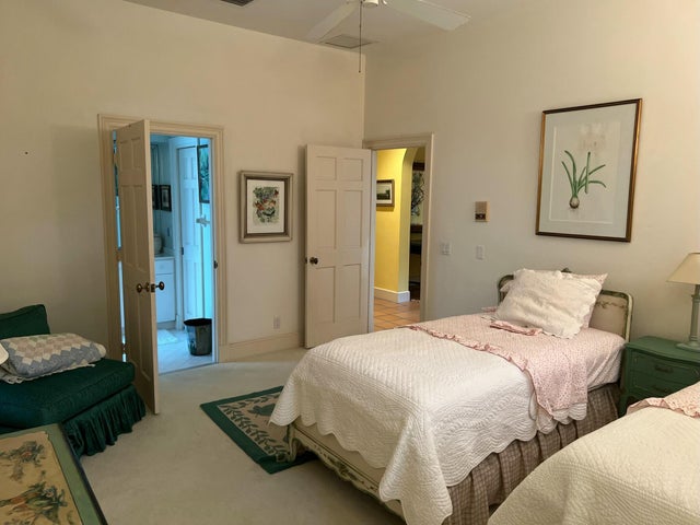 5 of 27 - 17 Bay Harbor Rd, Tequesta, FL