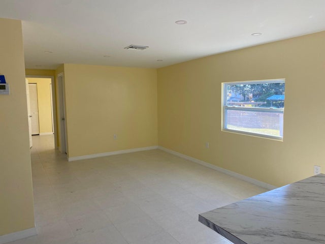 5 of 19 - 3633 Se 20th Terrace, Okeechobee, FL