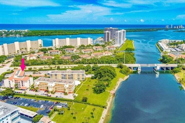 1 of 32 - 300 Golfview Road #304, North Palm Beach, FL