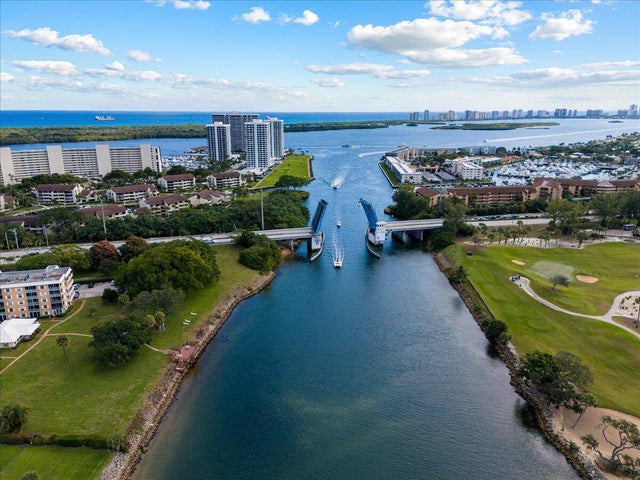 3 of 32 - 300 Golfview Road #304, North Palm Beach, FL
