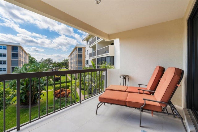5 of 32 - 300 Golfview Road #304, North Palm Beach, FL