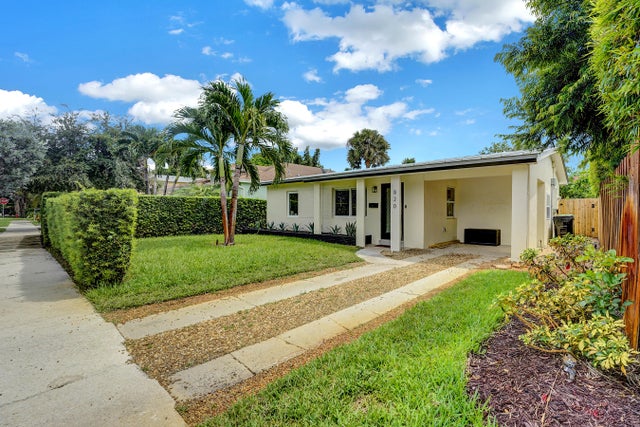 1 of 42 - 820 Ne 17th St, Fort Lauderdale, FL