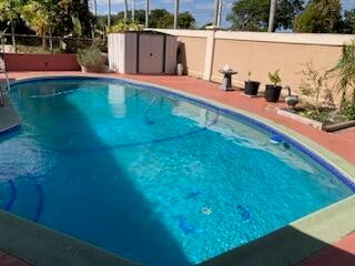 4 of 38 - 6861 Sw 1st Ct, Pembroke Pines, FL