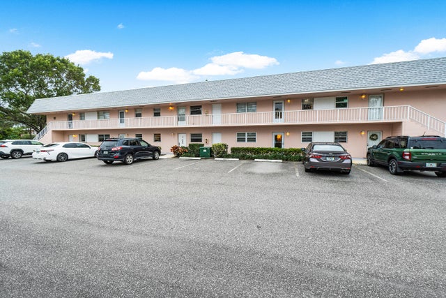 2 of 45 - 18081 Se Country Club Drive #bldg 32 Unit 318, Tequesta, FL