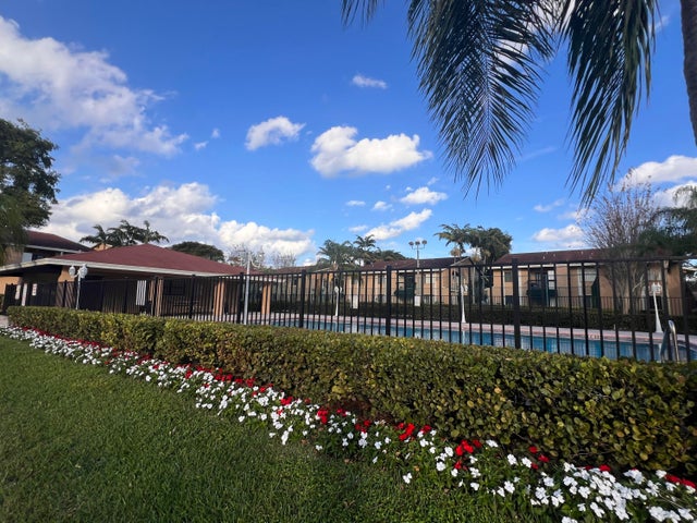 3 of 40 - 6031 10th Avenue N #120, Greenacres, FL