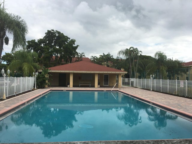 4 of 40 - 6031 10th Avenue N #120, Greenacres, FL