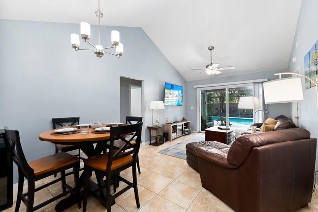 4 of 19 - 5280 Se Dell Street, Stuart, FL