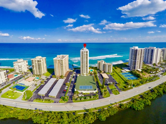 3 of 19 - 5420 N Ocean Drive #2504, Singer Island, FL
