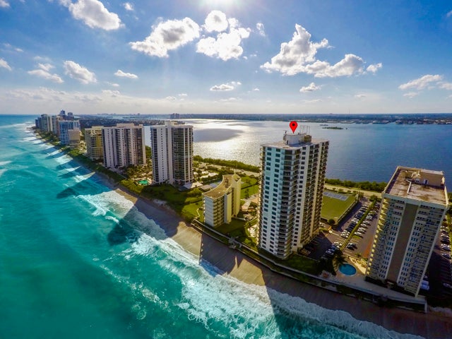 5 of 19 - 5420 N Ocean Drive #2504, Singer Island, FL