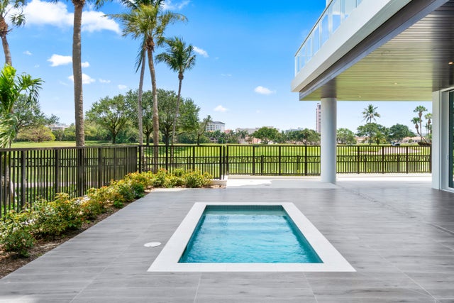 1 of 40 - 220 Se Mizner Boulevard #villa 101, Boca Raton, FL
