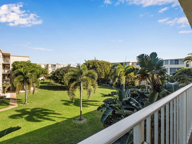 3 of 41 - 2615 Ne 3rd Court #317, Boynton Beach, FL