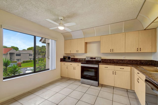 4 of 76 - 5519 Fairway Park Drive #202, Boynton Beach, FL
