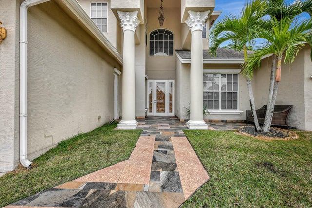 4 of 49 - 2081 Sw Bayshore Boulevard, Port Saint Lucie, FL