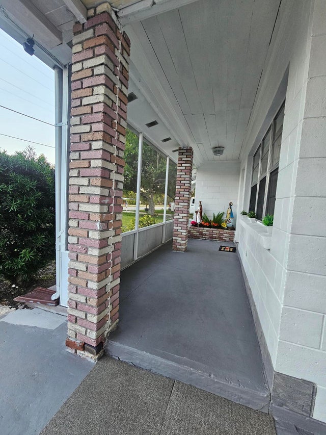 4 of 17 - 1105 Sunrise Boulevard, Fort Pierce, FL