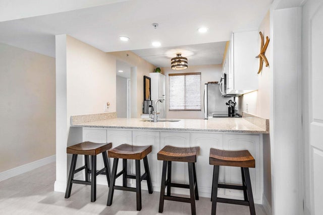 3 of 53 - 2601 Marina Isle Way #202, Jupiter, FL