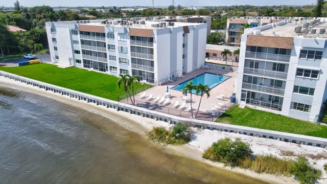 1 of 41 - 1502 S Lakeside Dr #118, Lake Worth Beach, FL