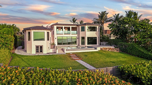 2 of 36 - 22 Ocean Drive, Jupiter Inlet Colony, FL