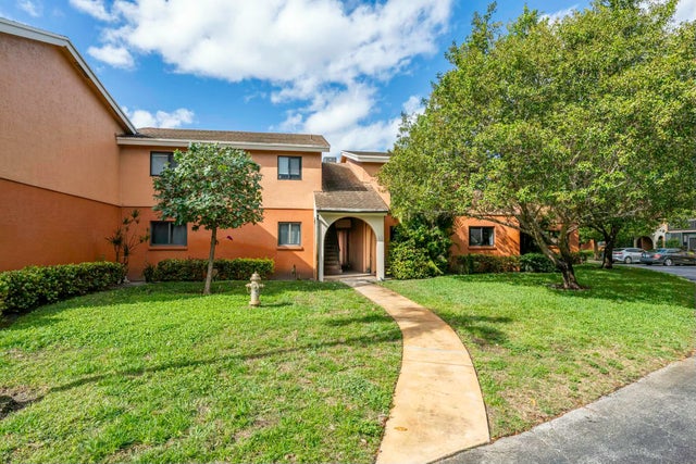 4 of 33 - 50 Se 12th Street #2330, Boca Raton, FL