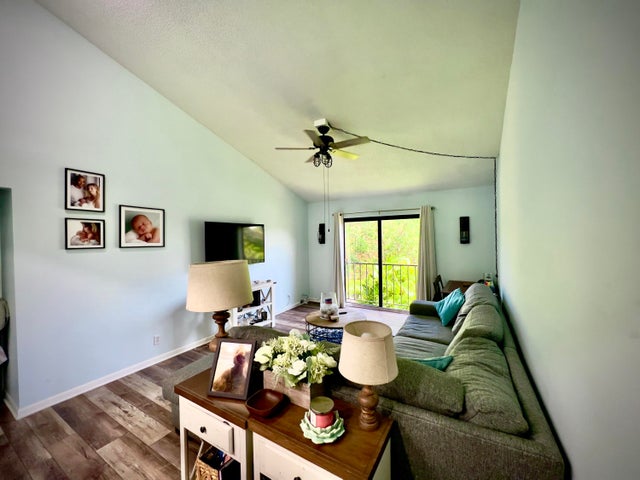 5 of 33 - 50 Se 12th Street #2330, Boca Raton, FL
