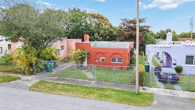 3 of 30 - 1839 Nw 49th Street, Miami, FL