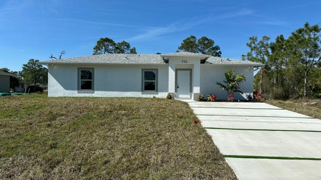 1 of 13 - 732 Burns Av S, Lehigh Acres, FL