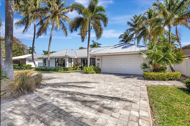 1 of 41 - 3026 Ne 6th Dr, Boca Raton, FL