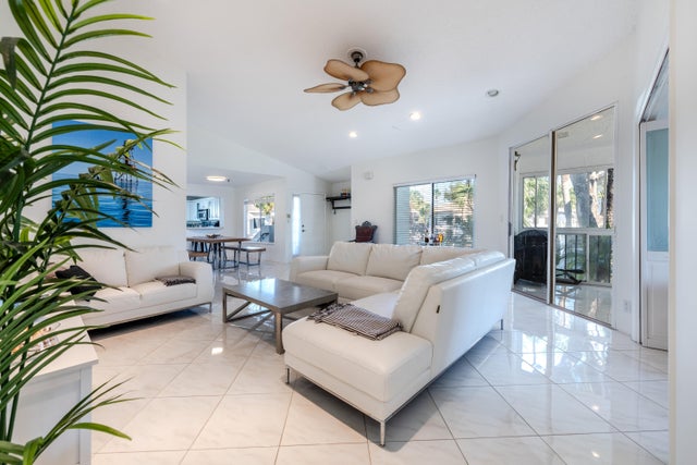 1 of 49 - 7485 Glendevon Lane #1105, Delray Beach, FL