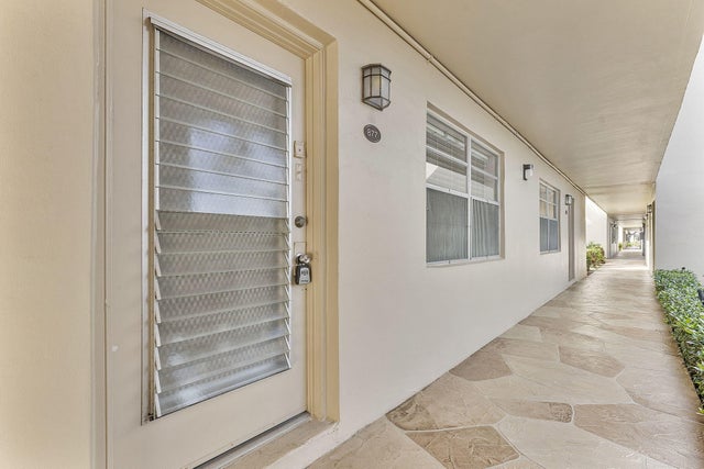 3 of 27 - 877 Flanders S, Delray Beach, FL