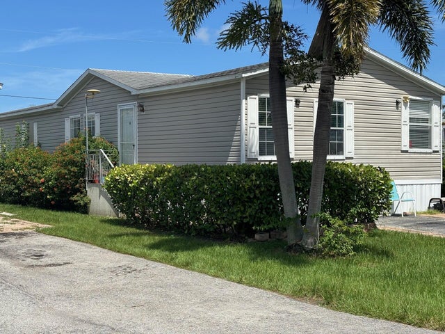 2 of 23 - 5842 Shawnee Drive, Lake Worth, FL