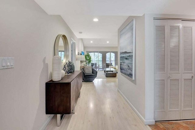 5 of 68 - 7370 Orangewood Lane #305, Boca Raton, FL