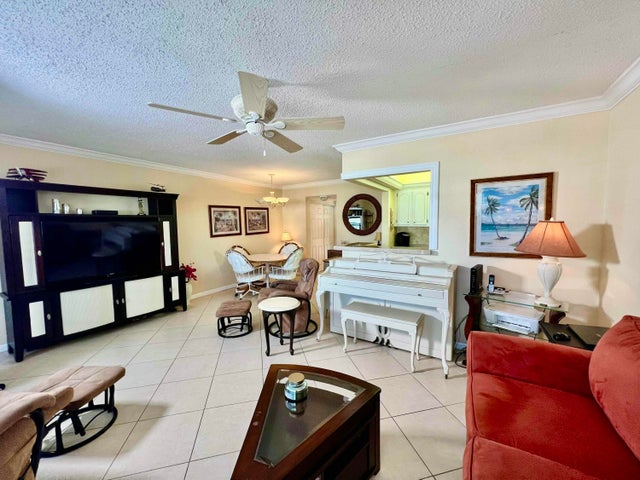 5 of 50 - 101 Oakridge H, Deerfield Beach, FL