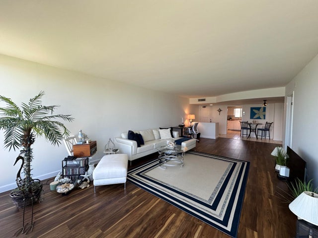 2 of 31 - 301 Lake Shore Dr #102, Lake Park, FL